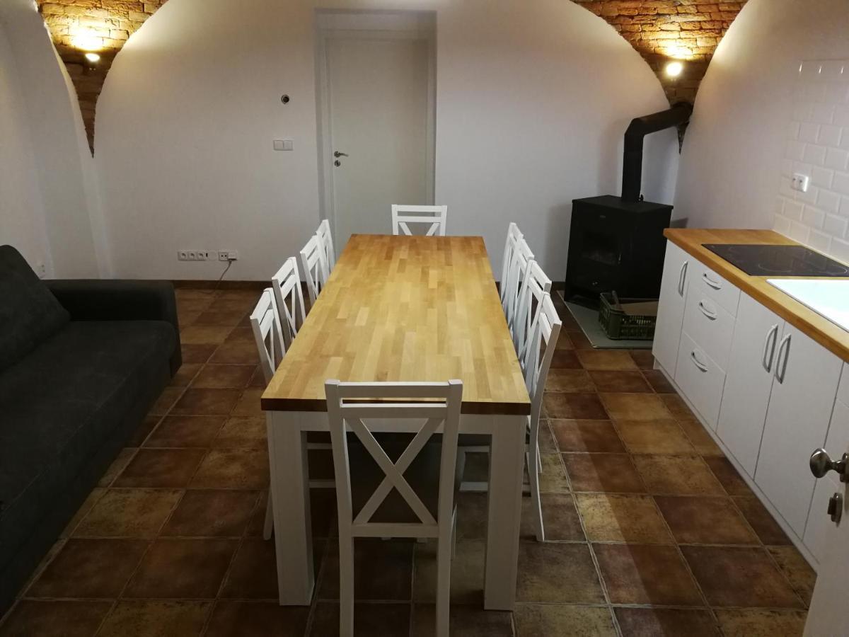 Pouzdrany Apartmany Habanska, Cely Dum מראה חיצוני תמונה
