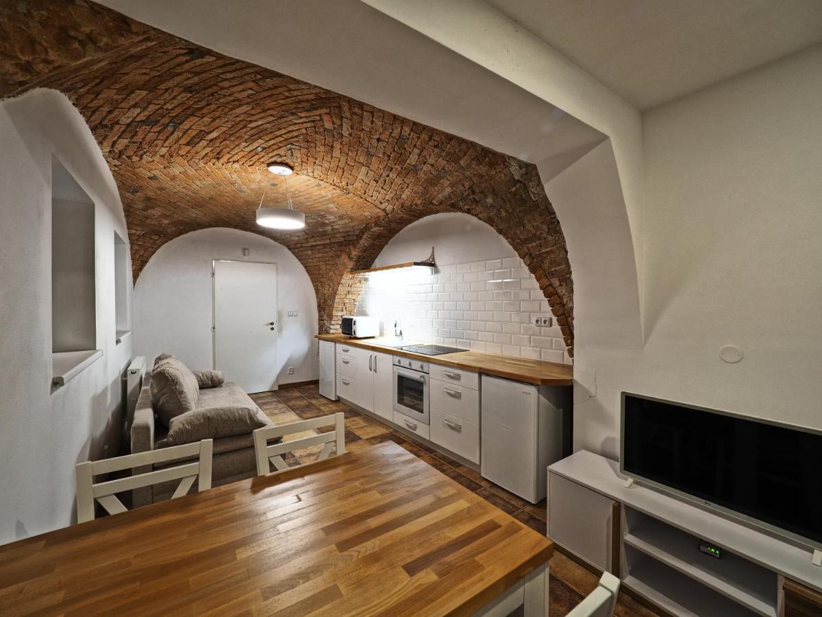 Pouzdrany Apartmany Habanska, Cely Dum מראה חיצוני תמונה