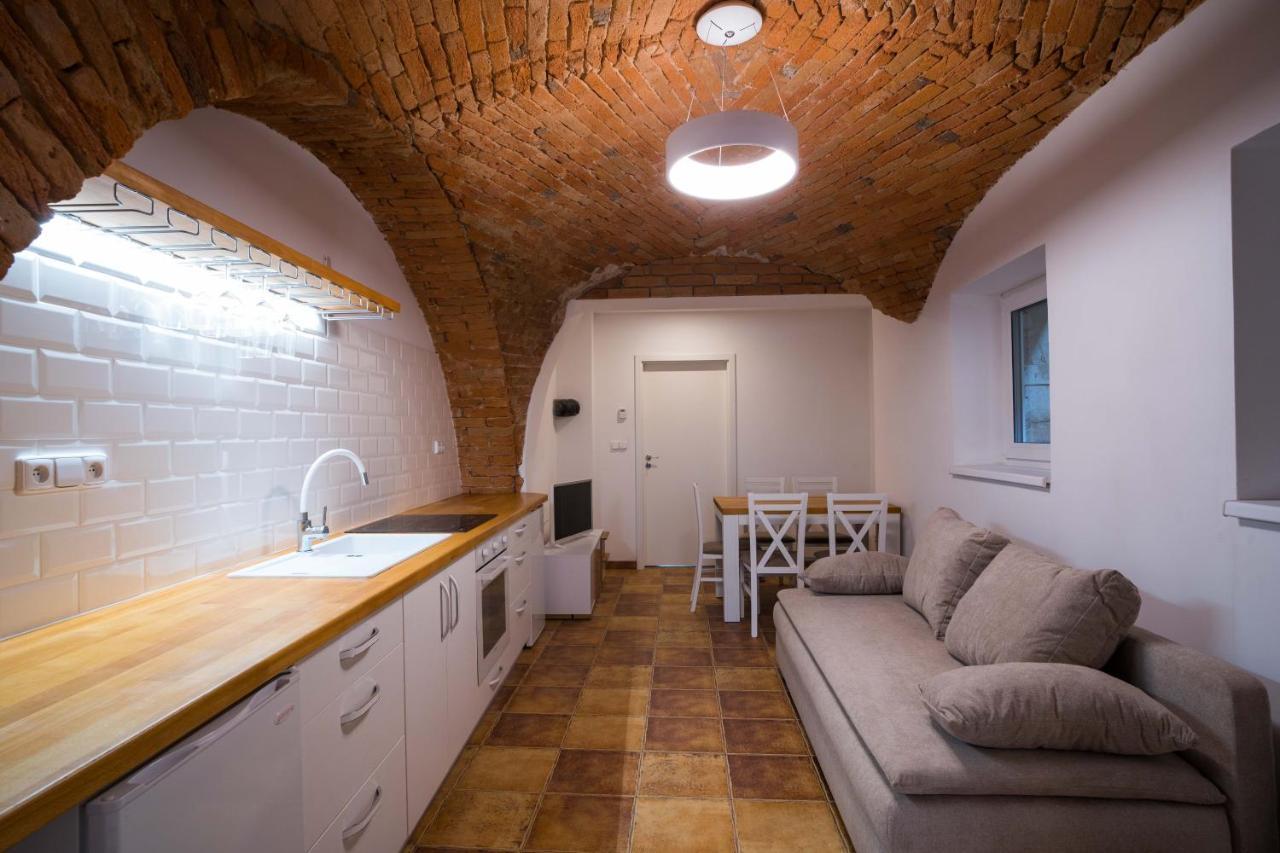 Pouzdrany Apartmany Habanska, Cely Dum מראה חיצוני תמונה
