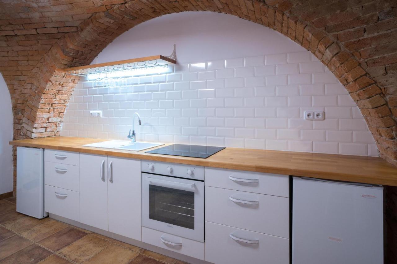 Pouzdrany Apartmany Habanska, Cely Dum מראה חיצוני תמונה