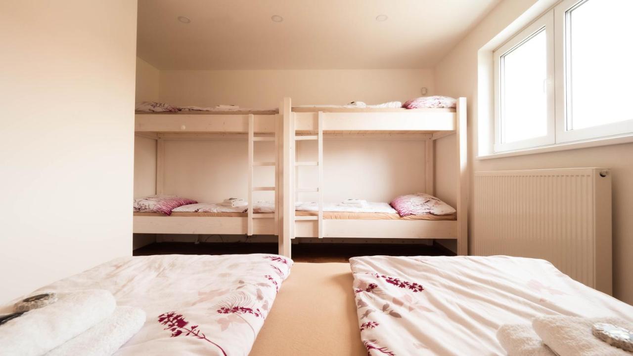 Pouzdrany Apartmany Habanska, Cely Dum מראה חיצוני תמונה